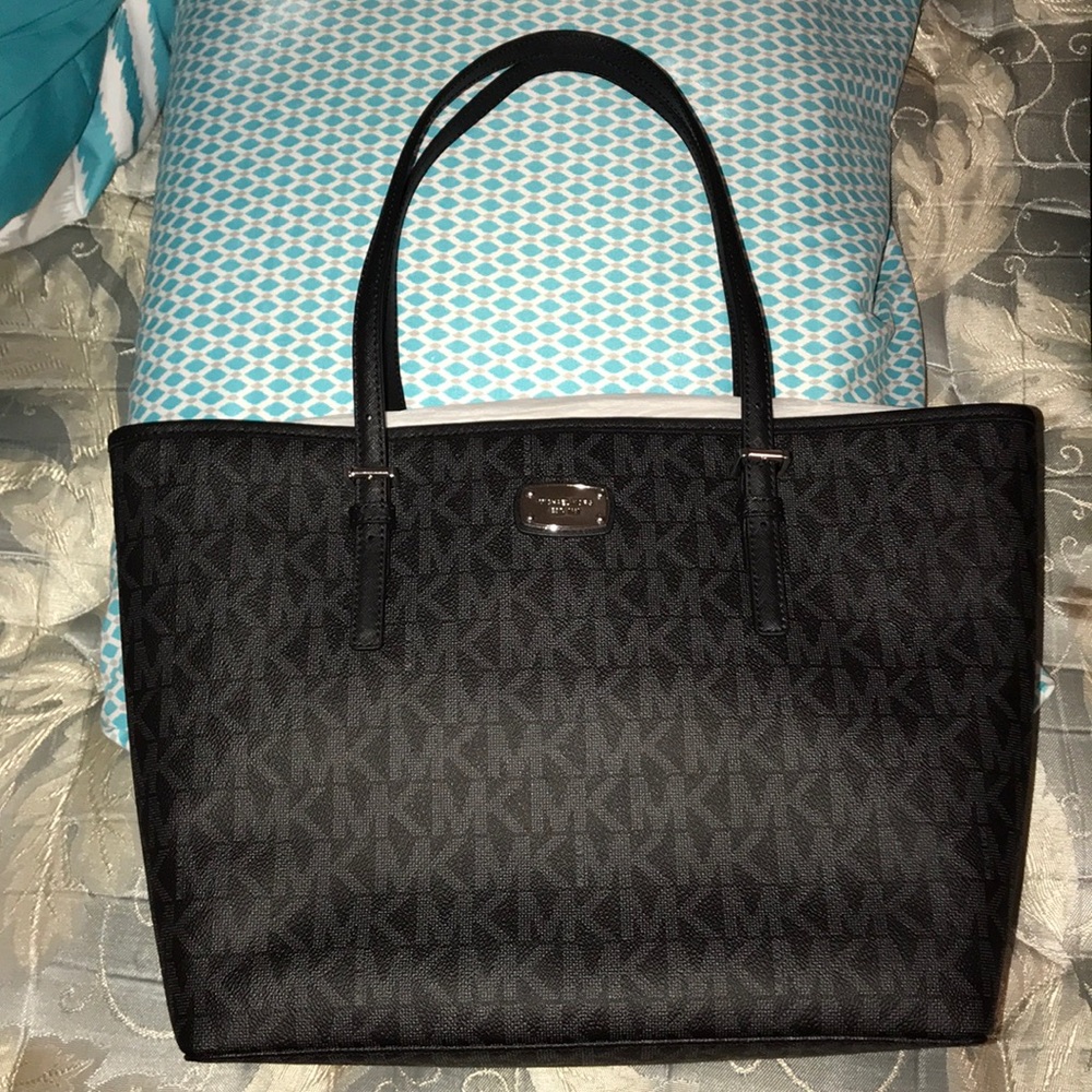 Black Michael Kors Purse