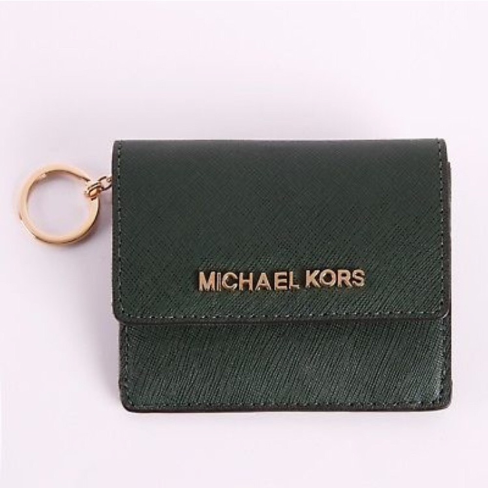 Michael Kors Jet Travel Leather/ Key Ring Wallet