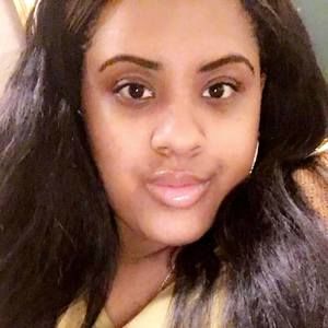 Meet your Posher, Ayanna