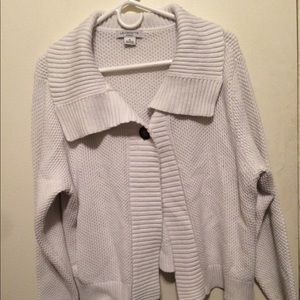 LIZ CLAIBORNE WOMAN SWEATER