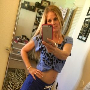 Meet your Posher, Ramona