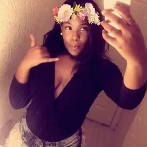 Meet your Posher, Destiny