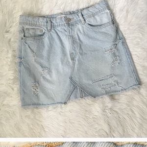 Zara denim skirt. Size small