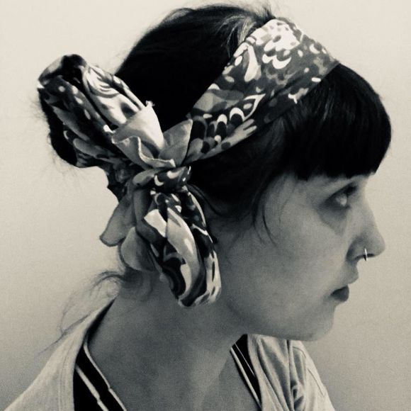 Meet your Posher, Carrie - Picture 1 of 1