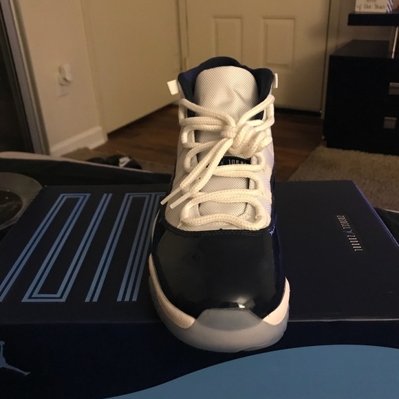 Air jordan Retro 11 - Picture 4 of 5