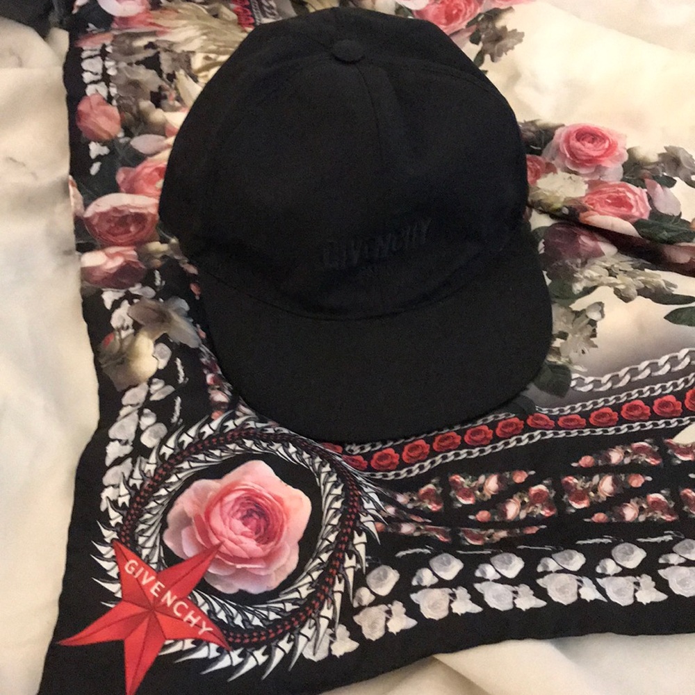 Authentic givenchy hat