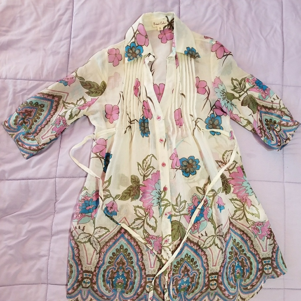 Women's Button Down Shirt