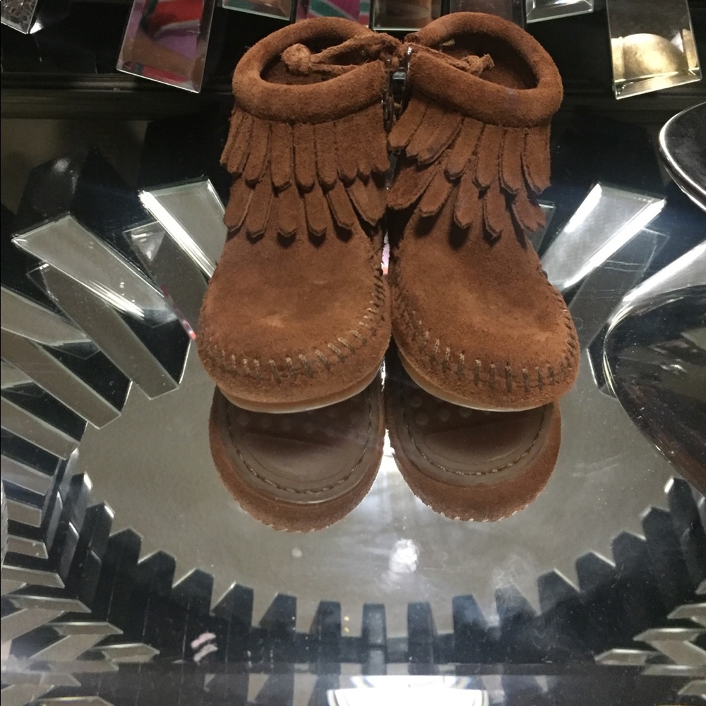 Gently used Baby Minnetonka
