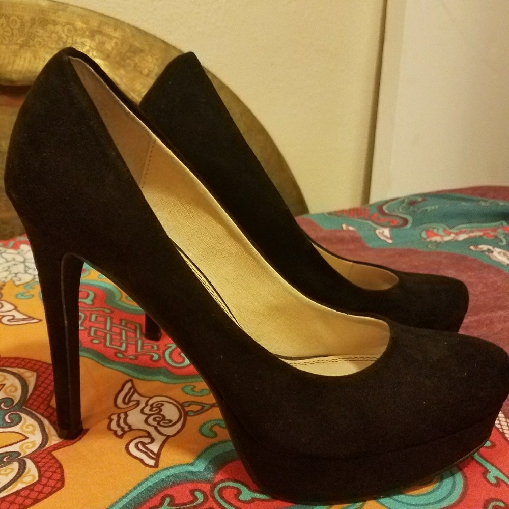 Very sexy black platform heels