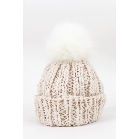LAST ONE! Pom Hat-Peach - Picture 2 of 5
