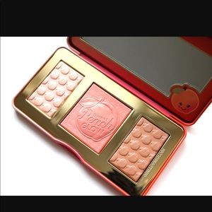 🥚🍑Sweet Peach Glow🍑🥚