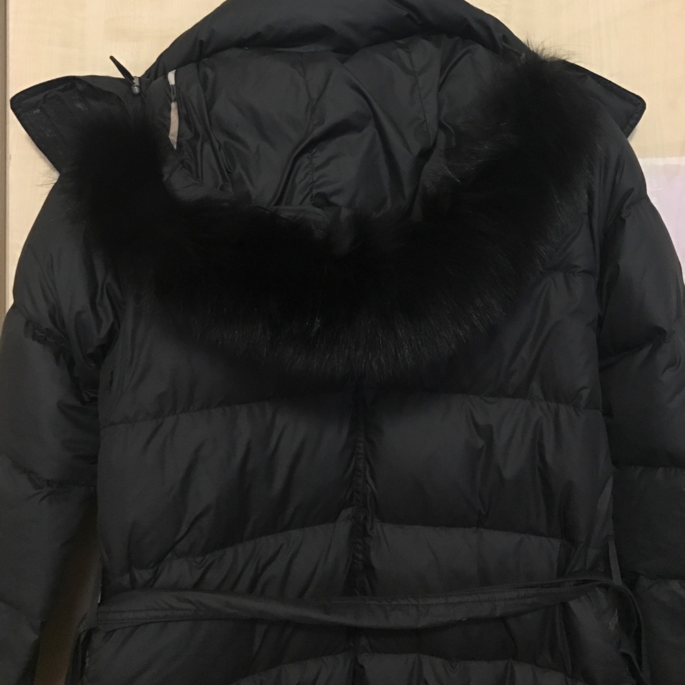 Burberry Down Jacket - image 4