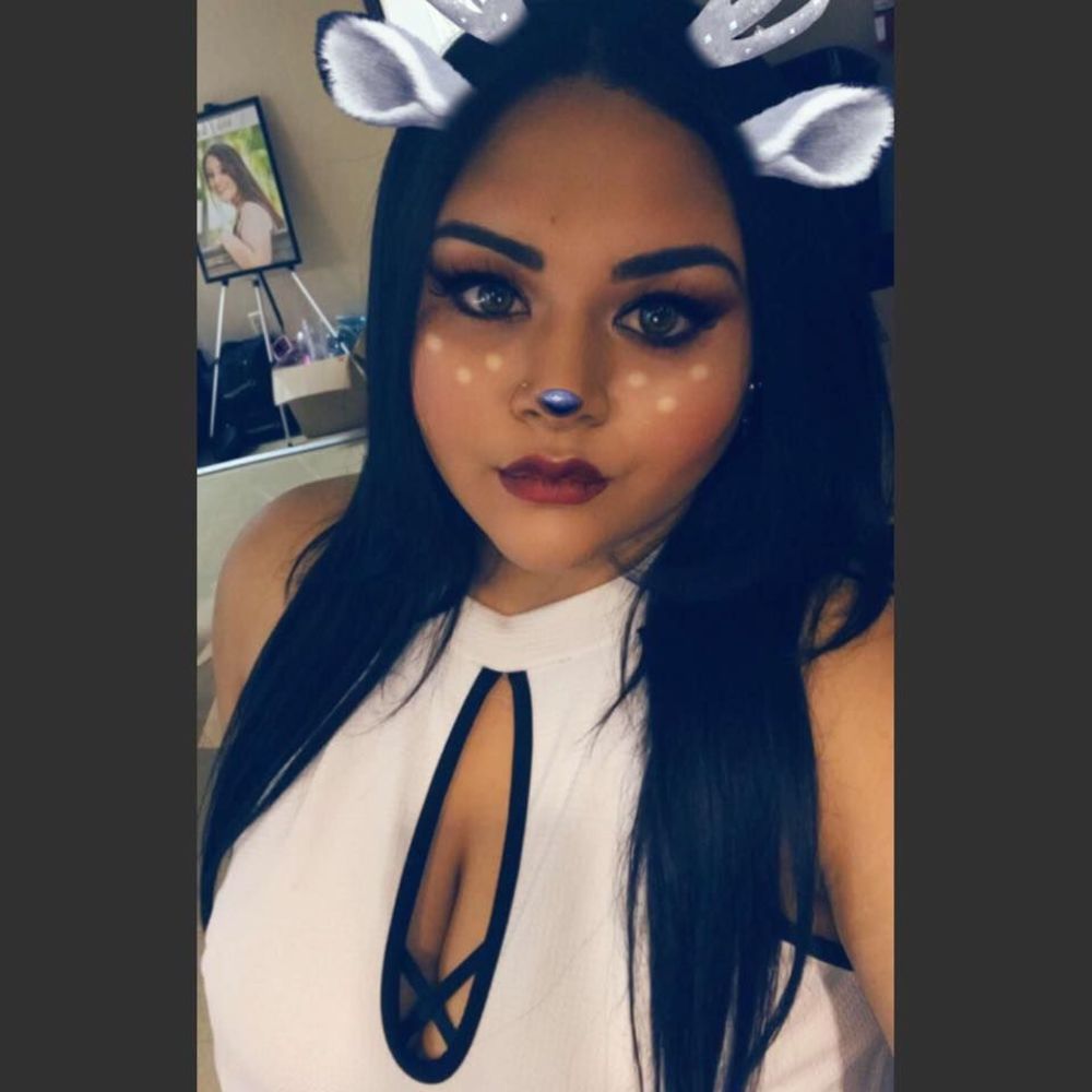 Meet your Posher, Yayaa