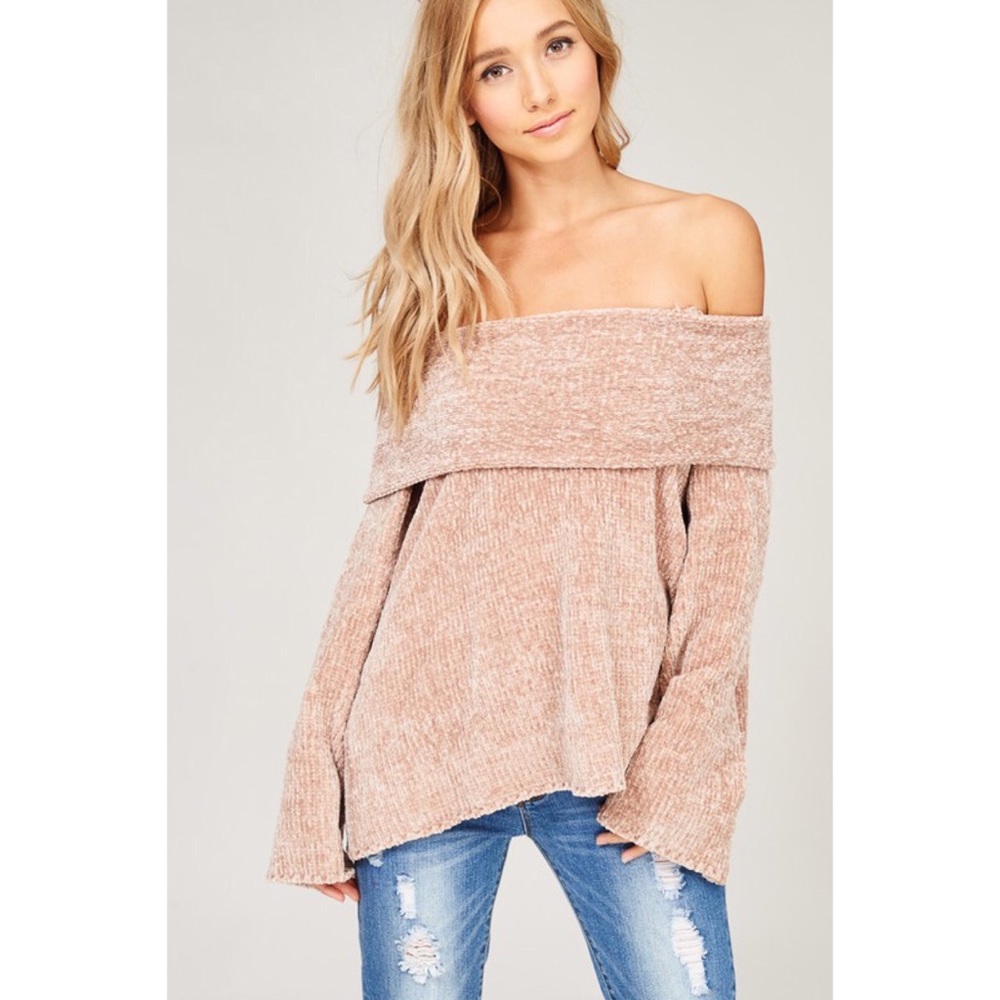 LAST ONE!! Off the Shoulder Sweater Top - Picture 4 of 5