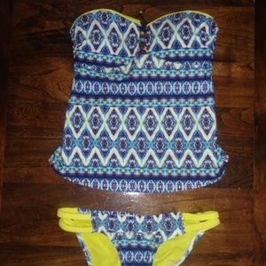 Jessica Simpson bathing suit