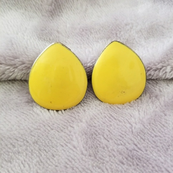 Jewelry - Vintage Earrings