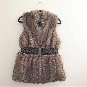 Romeo & Juliet Fur vest.