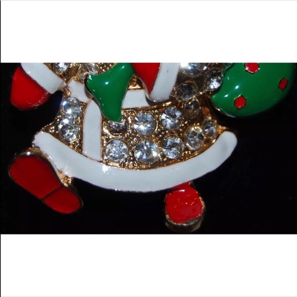 🎁CLASSY CHRISTMAS SANTA CLAUS NECKLACE! - Picture 3 of 3