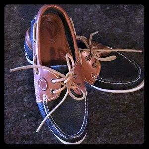 Dooney & Bourke shoes loafer