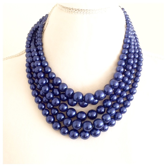 Boutique Jewelry - Gorgeous Multi-strand Chunky Statement Necklace