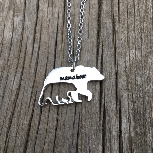 Jewelry - 💥3 for $25💥 Mama Bear Silver Toned Necklace