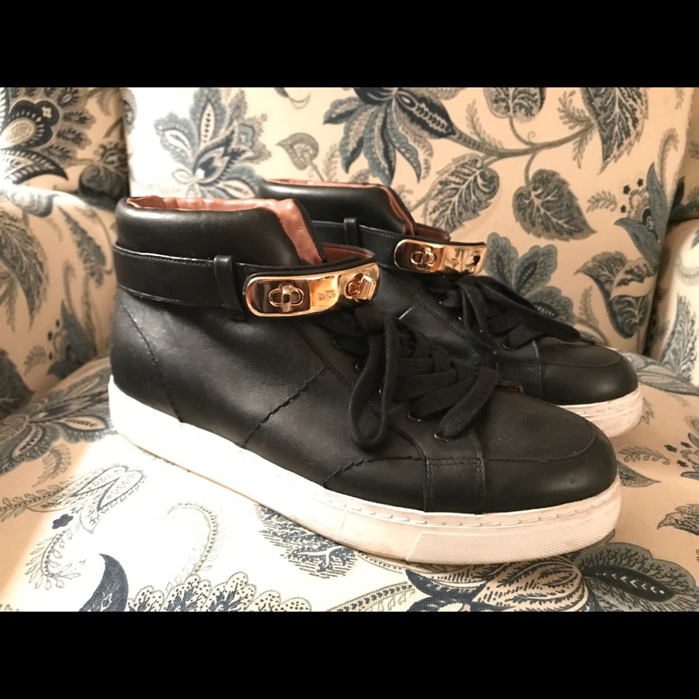 Coach Richmond Hightop Turnlock Leather Shoe