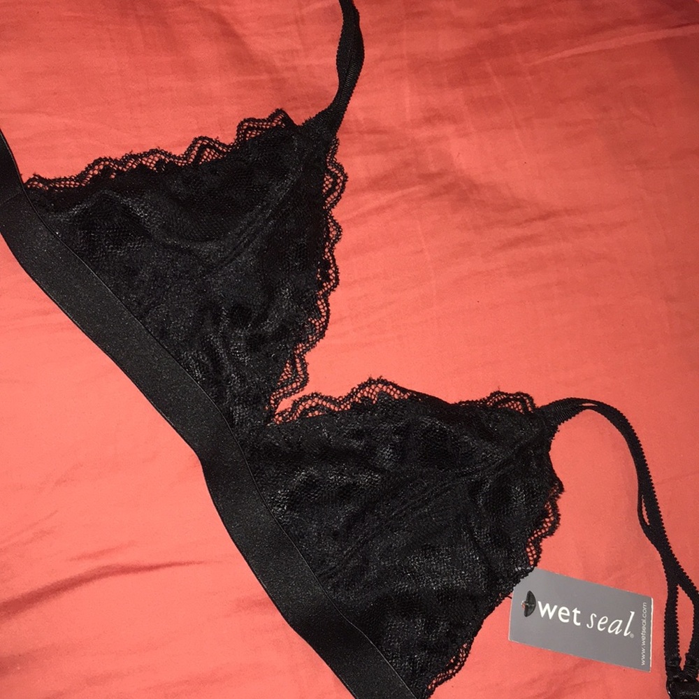 Black bralette