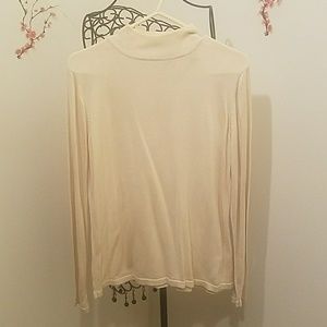 LORD & Taylor turtleneck Sweater