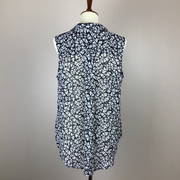 H&M+ Print Button Front Sleeveless Blouse - Picture 5 of 8
