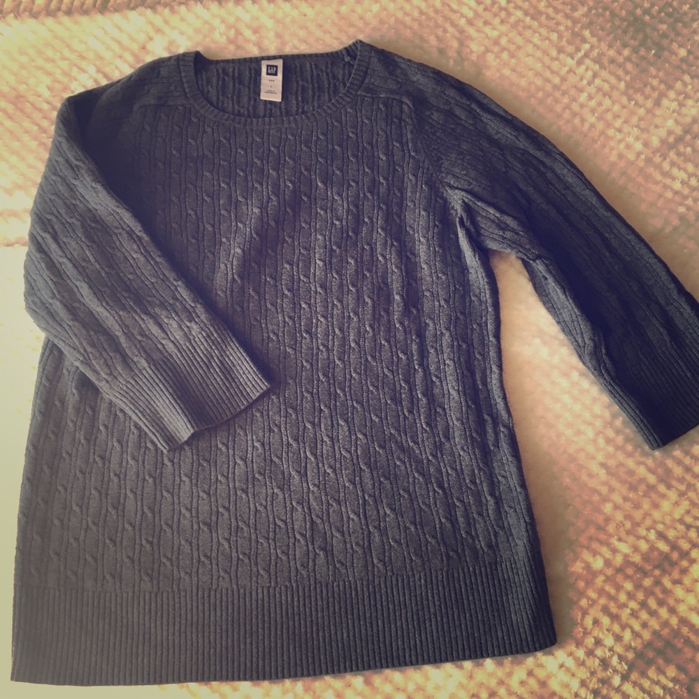 Gap black gray knit sweater. Size large