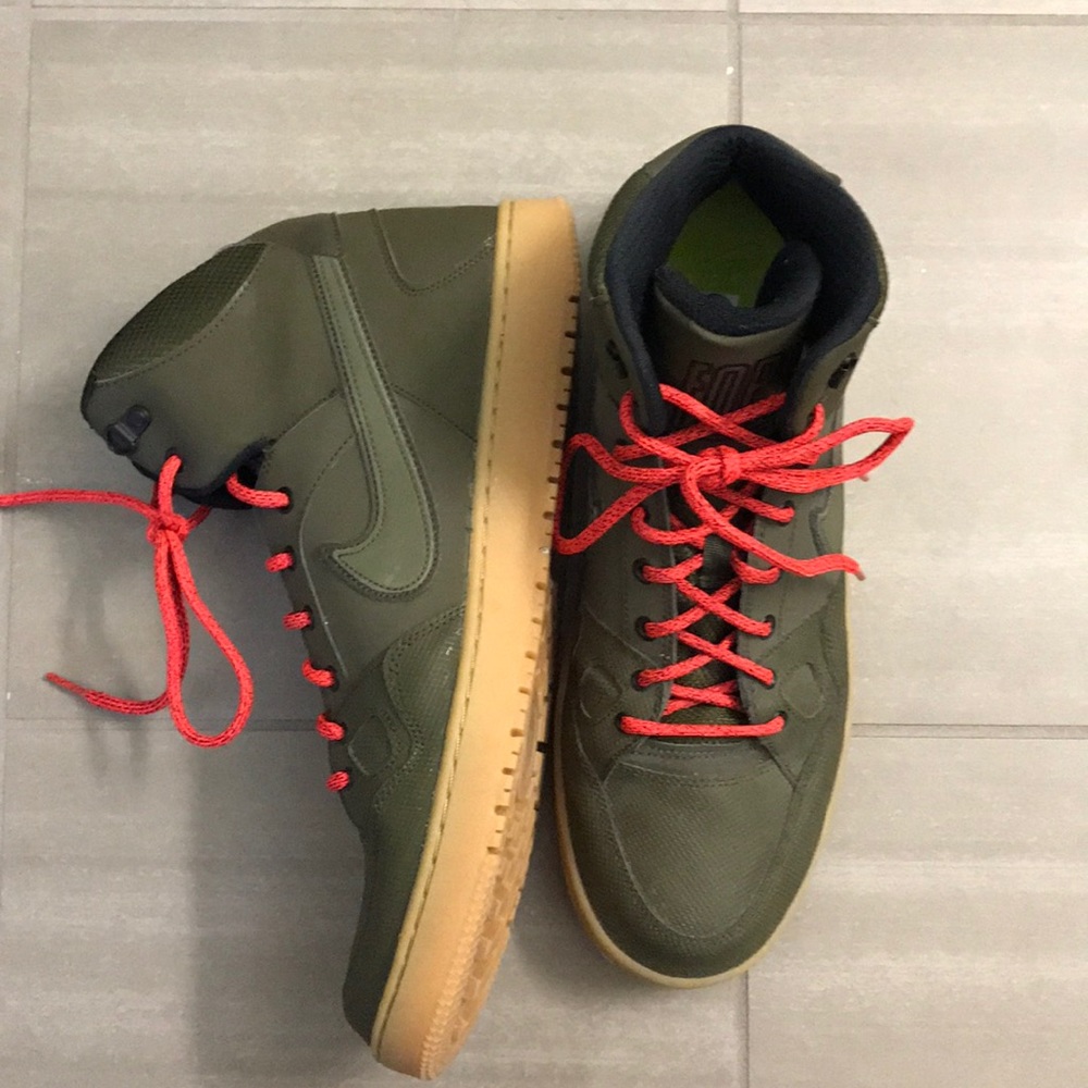 Nike Men's Son of Force shoes