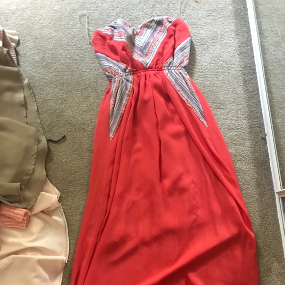 Dresses & Skirts - Maxi dress