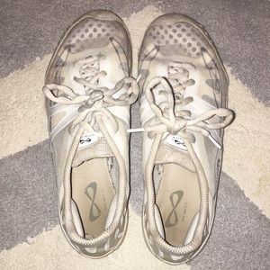 Nfinity Vengeance Cheer Shoes