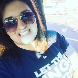 Meet your Posher, Julia