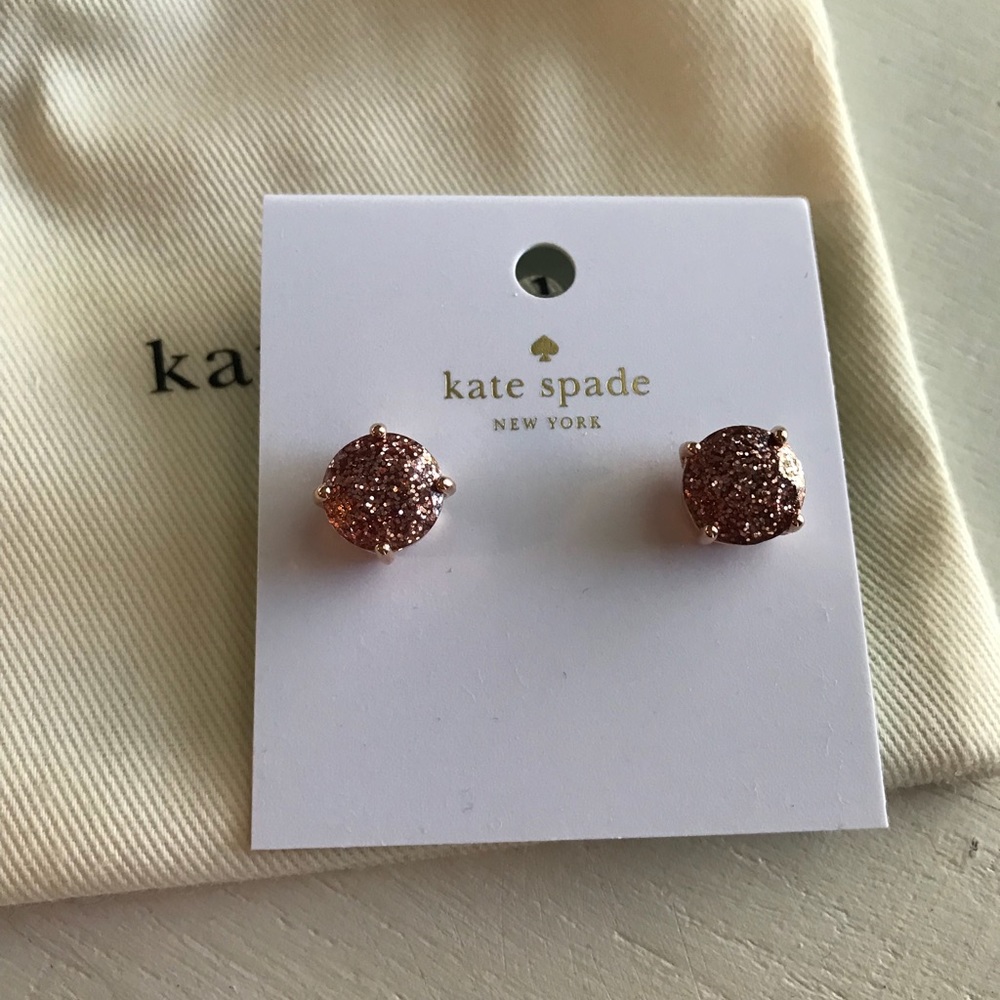 🎀NEW🎀ROSEGOLD Glitter Gumdrop Earrings - Picture 7 of 7