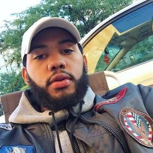 Meet your Posher, Chris