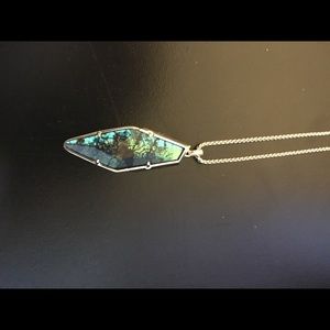 Kendra Scott necklace