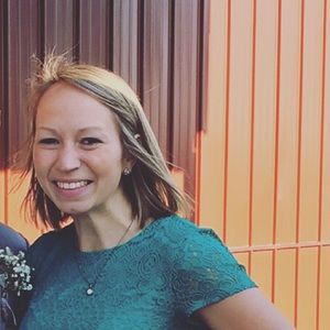Meet your Posher, Abby