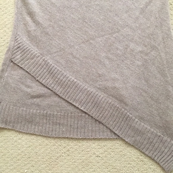 The Limited Taupe Sweater Size M - Picture 4 of 5