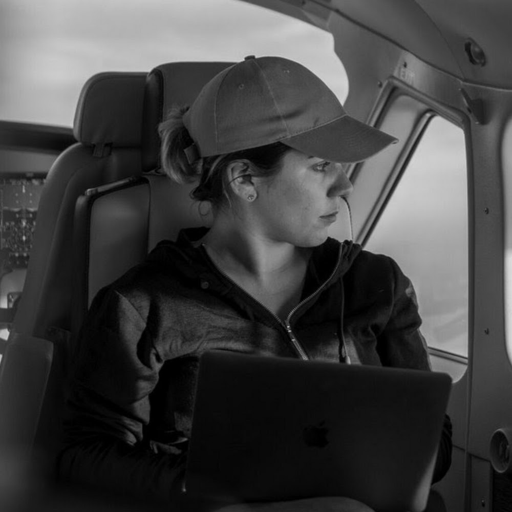 Meet your Posher, Julia