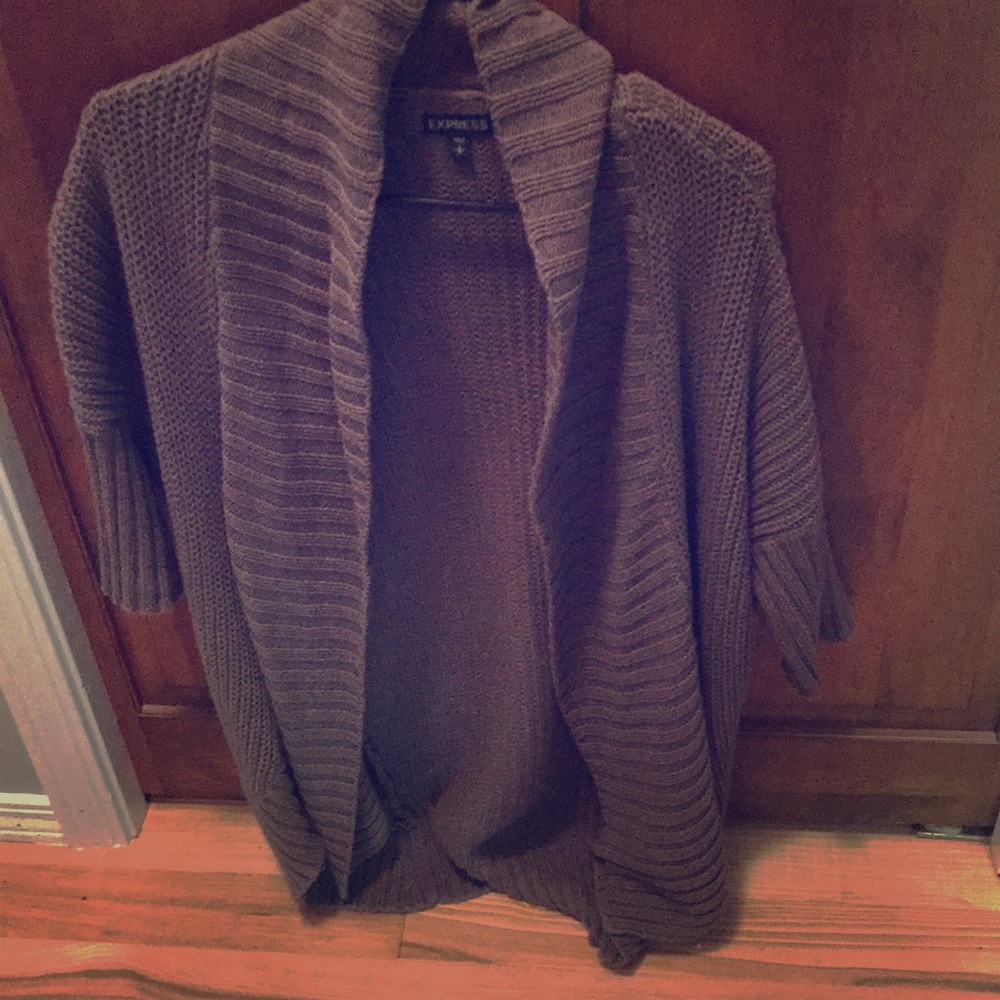 Express 1/2 sleeve sweater