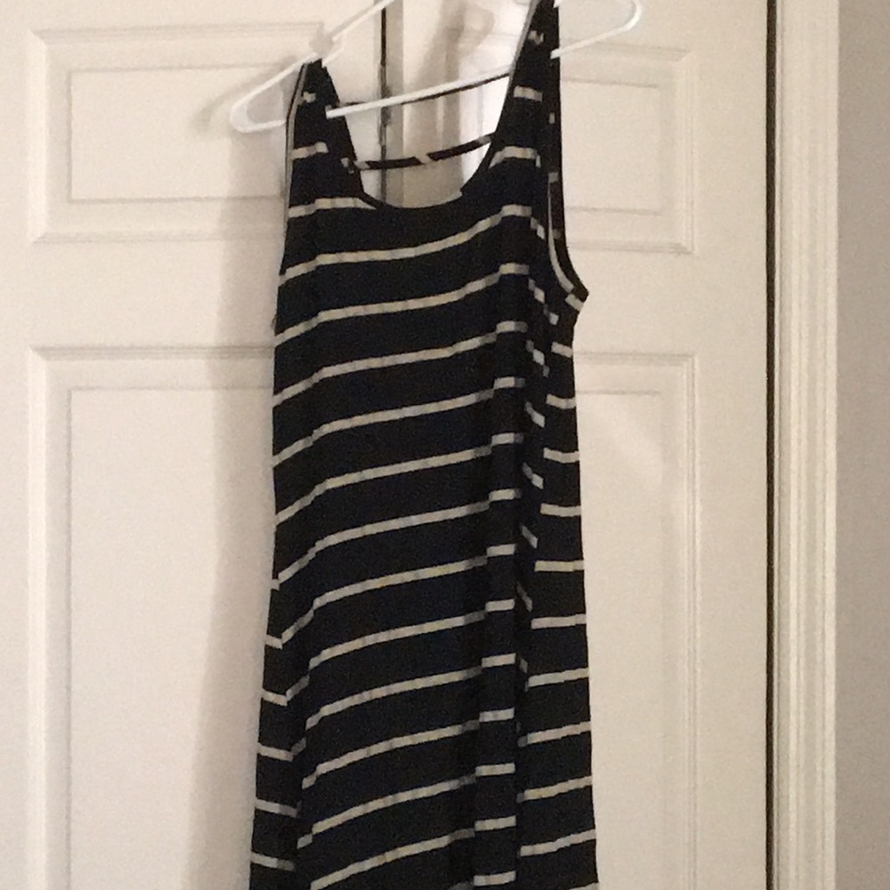 Shark bite maxi dress *runs small!*
