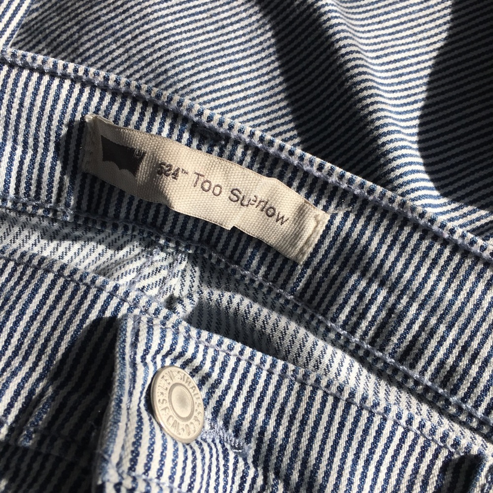 Levi’s 524 Superlow Pin Stripe