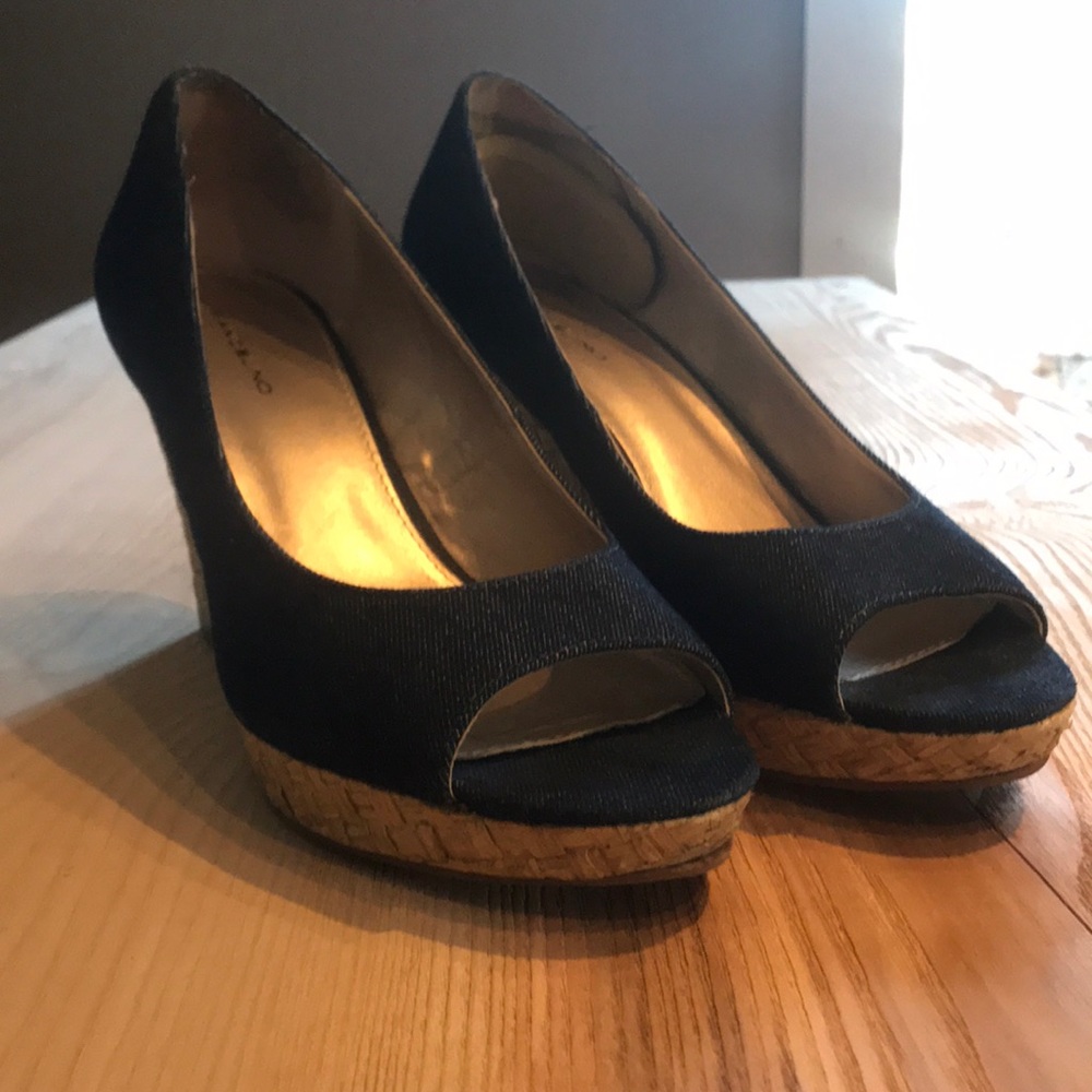 Bandolino size 9 blue wedges