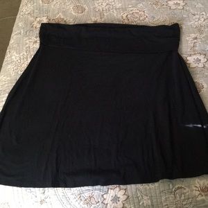 Knee length Old Navy skirt