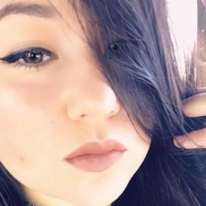 Meet your Posher, Gisela