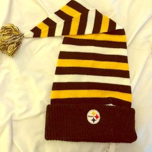 - novelty Steeler Cap