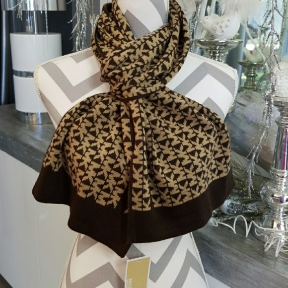 Michael Kors Accessories - 💋LAST 1/last hr💋MICHAEL KORS SCARF brown/tan