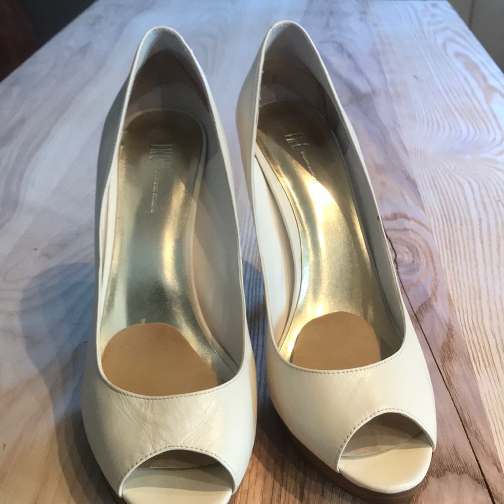 Size 9 INC white patent leather pumps