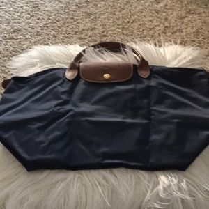 Longchamp Le Pliage Mediump zip top tote